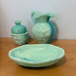 Vintage Avon jadeite Elegant Mint Green Ceramic Art Set